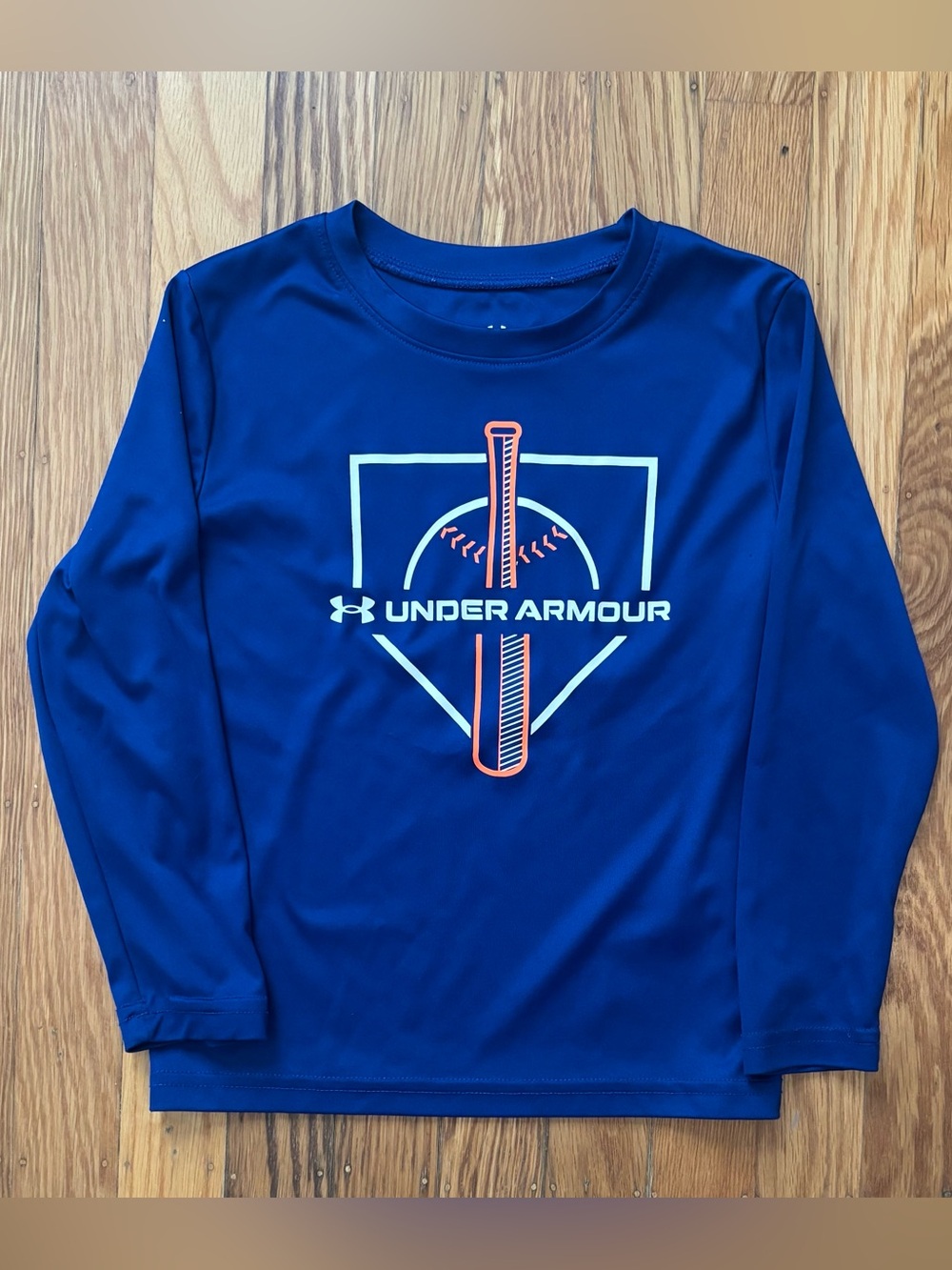 Under Armour Boys Long Sleeve Tee, Size 5